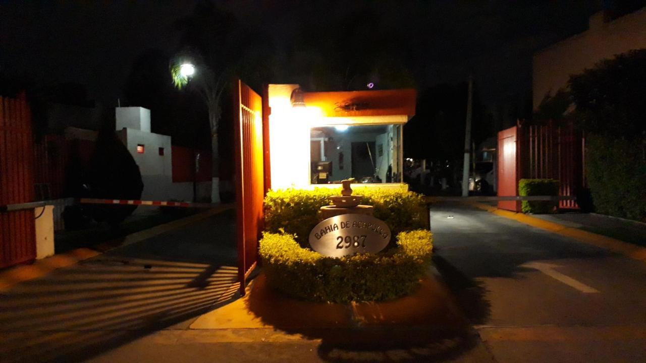Casa Ejecutivo Zona Iteso Bahia De Acapulco Villa Гуадалахара Екстериор снимка